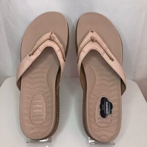 Sperry NWB Women's Pink Sandals Comfortable Casual Footwear Size 8.5